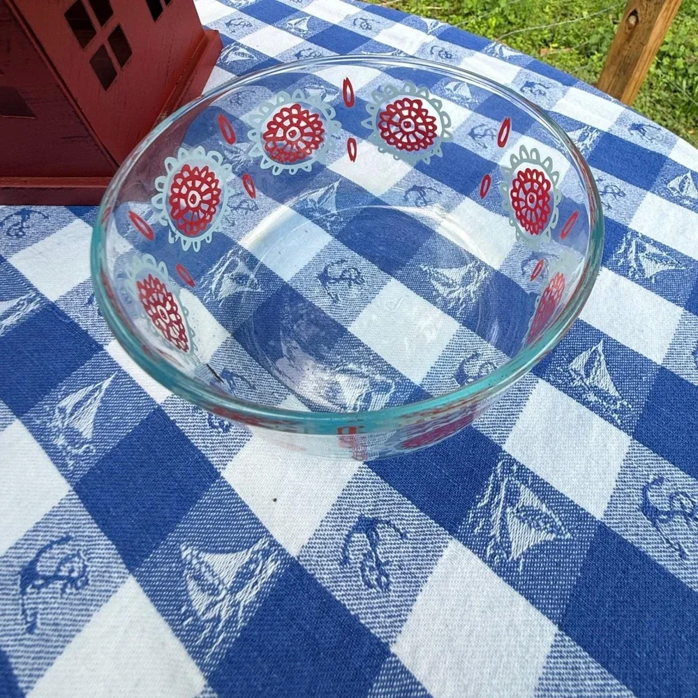 Pyrex Mixing Bowl 750ml Clear‎ Red  Excellent Floral Medallion 7201